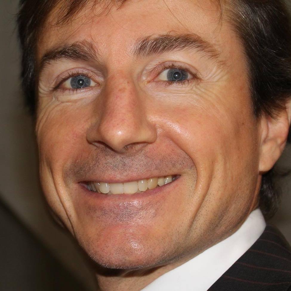 Cade col parapendio, è morto l’avvocato Andrea Noseda