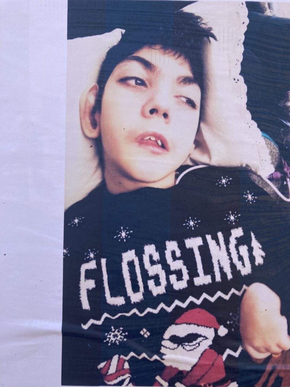 Muore a 14 anni: una comunità in lutto