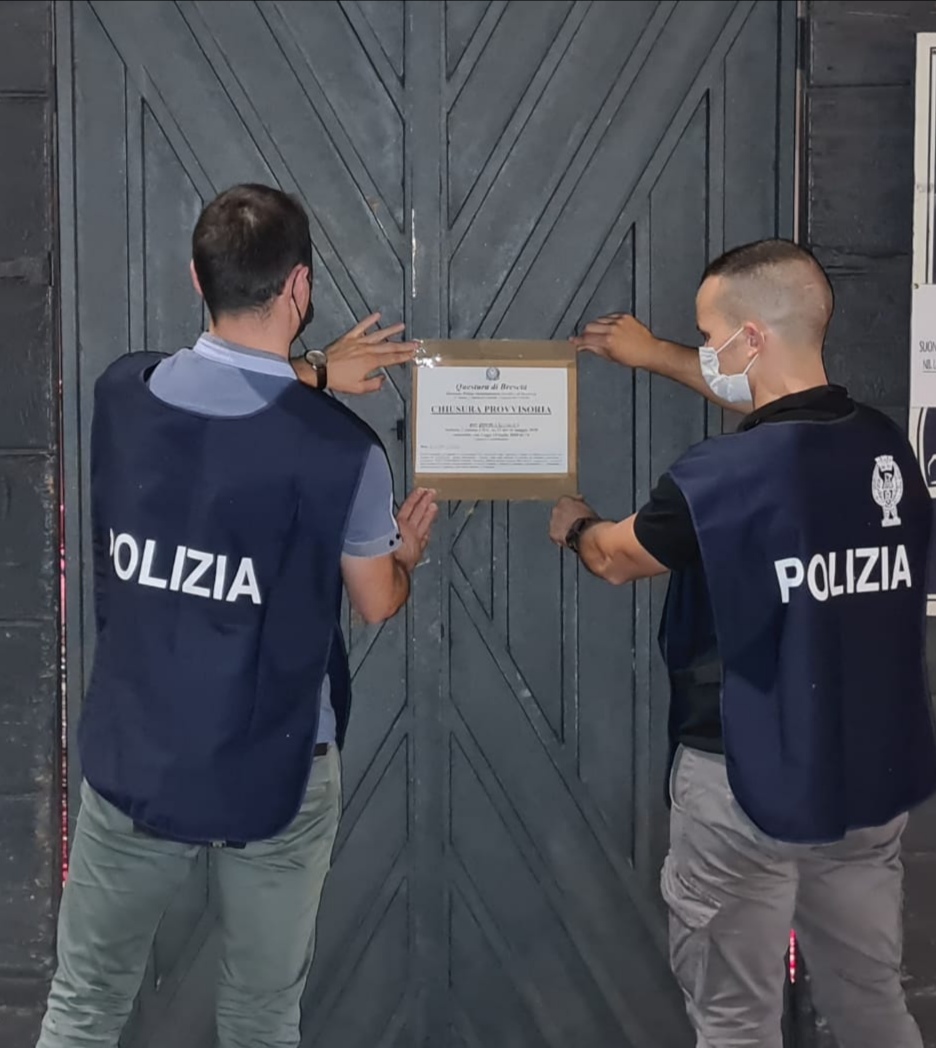 Balli proibiti alla faccia del Covid: chiuso dalla Polizia un locale a Brescia