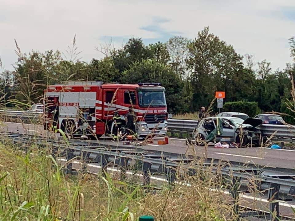 Mortale in A4 tra Desenzano e Brescia Est: traffico in tilt in una domenica già da bollino nero