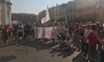 In piazza Paolo VI per difendere il Chiese