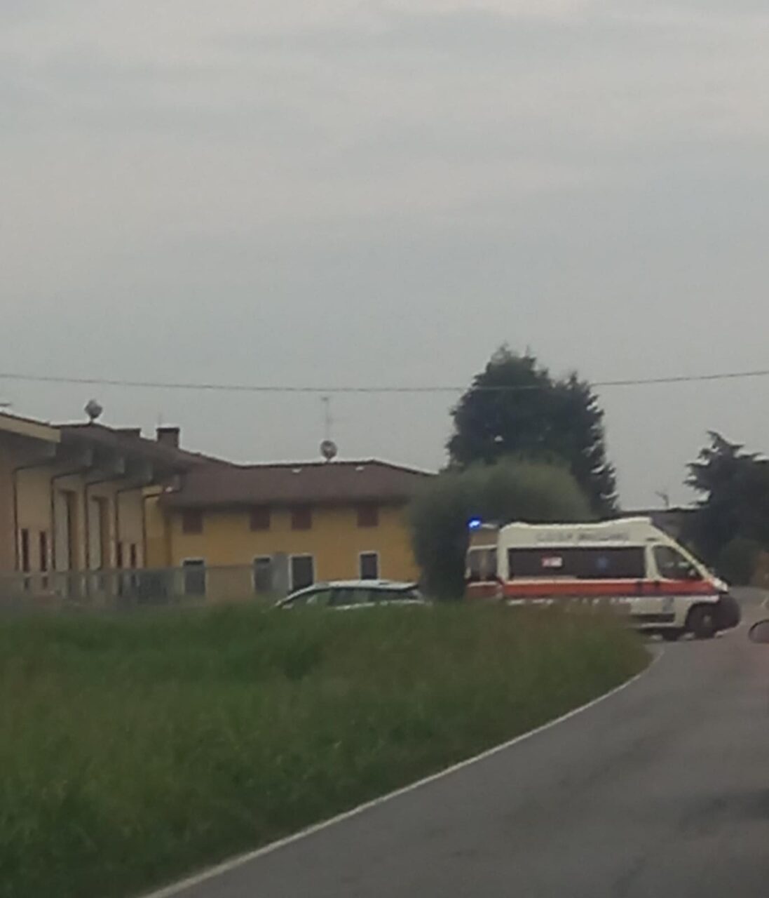 Malore mentre va in bici, gravissimo un 27enne