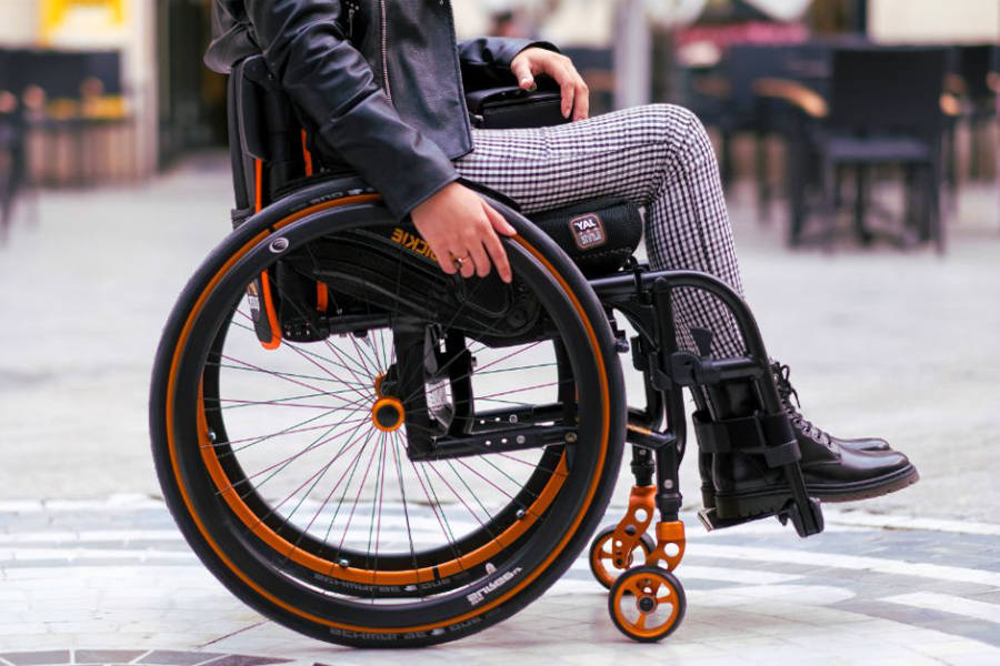 Sedia a rotelle rubata restituita al legittimo proprietario: pensava  fosse stata abbandonata - Prima Brescia