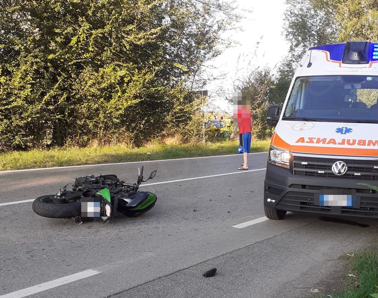 Schianto sulla provinciale tra un’auto una moto: grave un 30enne