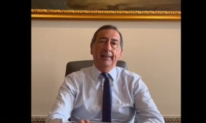 Colpo basso dei No vax: diffondono in Rete il cellulare del sindaco Sala