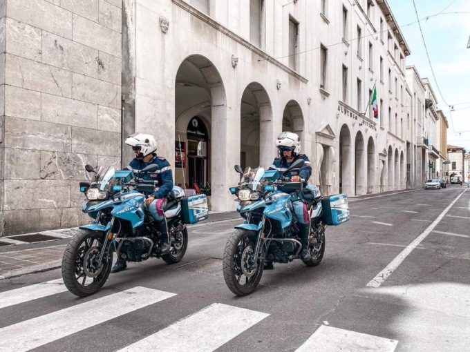 Minorenne in possesso di hashish, arrestato dalla Polizia di Stato