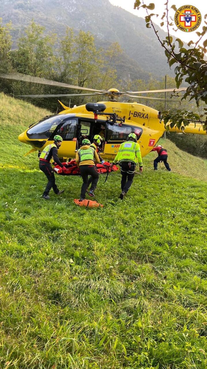 Coniugi fuori strada, interviene l’elisoccorso