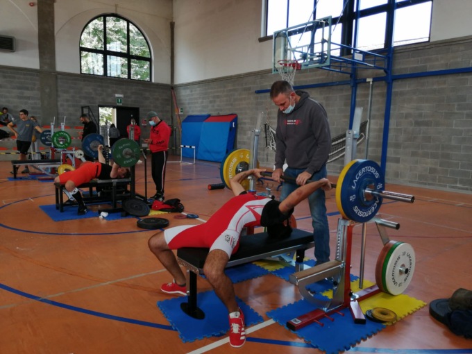 Solidarietà e competizioni: il Powerlifting Castiglione scende in campo