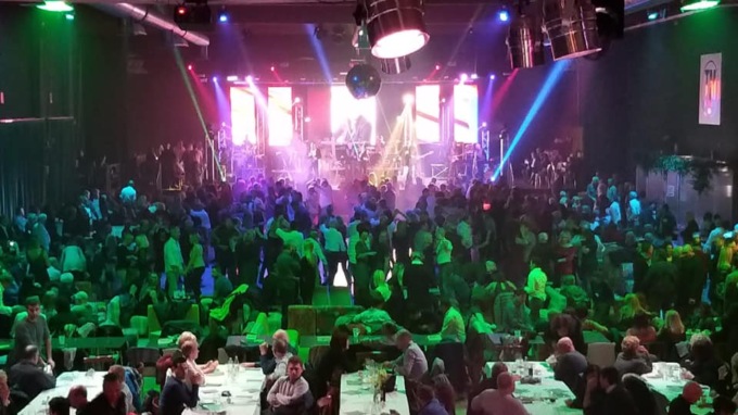 “Troppo oneroso”: la banda molla la gestione del Teatro Mucchetti