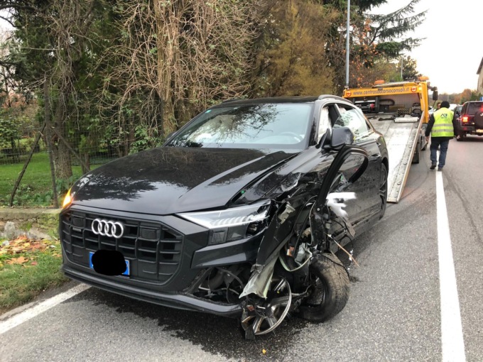 Incidente a Corte Franca, coinvolte due auto