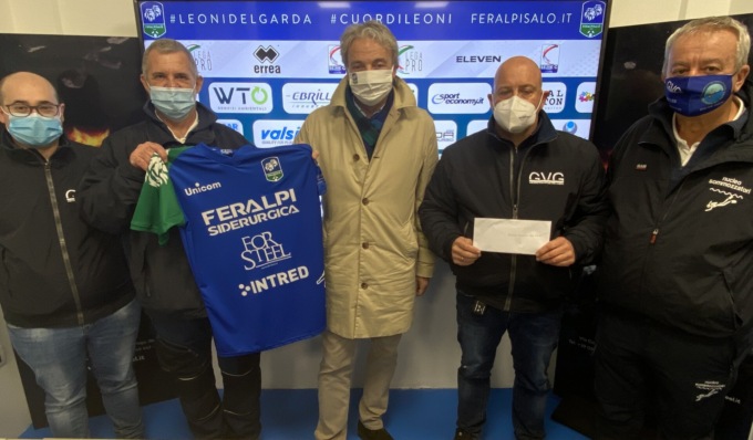 Leoni del Garda, una donazione per sostenere il Gruppo Volontari del Garda