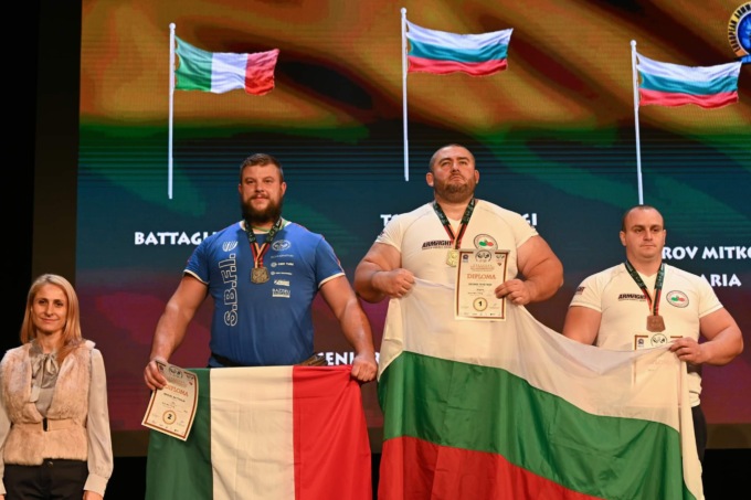 Argento e bronzo agli Europei di braccio di ferro per il “Roccia”