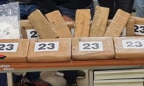 Da autorimessa a deposito di droga: sequestrati 16 chili di cocaina