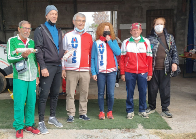 Premiazioni ed emozioni per la camminata dei Prati