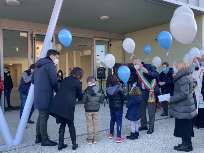 La scuola “smart” è già realtà: inaugurato il nuovo plesso di Bornato