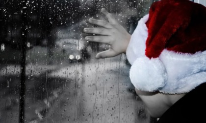 Gli aiutanti di Babbo Natale a Palazzolo sull'Oglio per i bambini più fragili