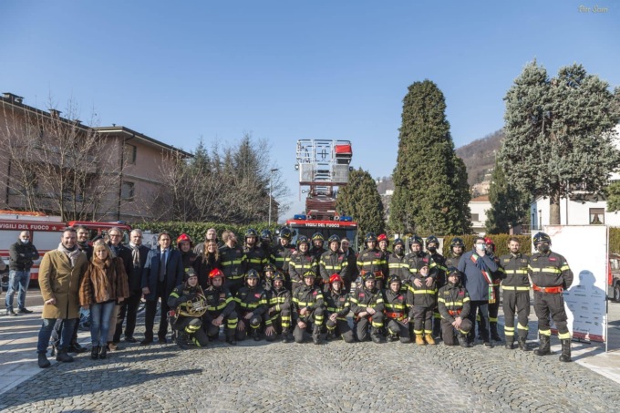 Doppia inaugurazione per i Vigili del Fuoco di Lumezzane, cambio sede e nuova autoscala