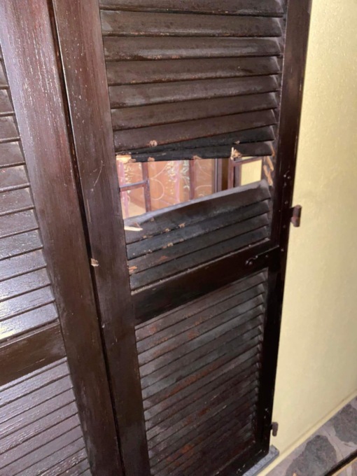 Marito e moglie vanno a Messa, i ladri svaligiano loro la casa