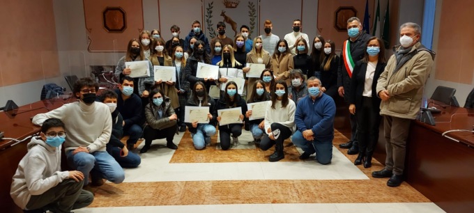 Riconoscimento al merito per gli studenti di Capriolo