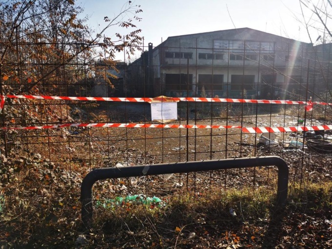 Amianto e altri rifiuti pericolosi: Arpa sequestra un sito a Manerbio