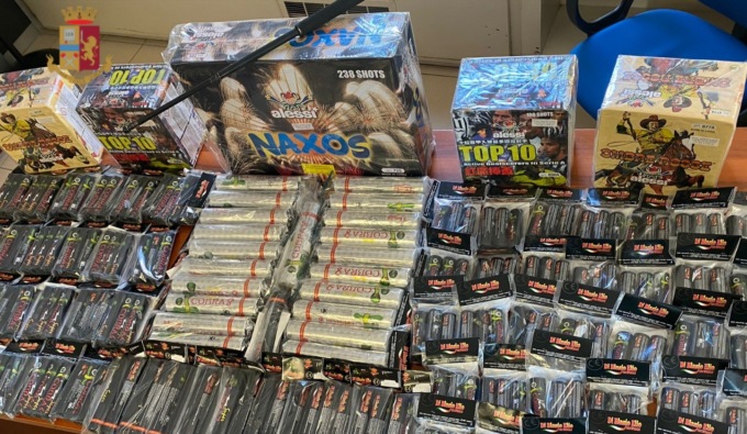 La Polizia di Stato sequestra 15 chilogrammi di botti illegali