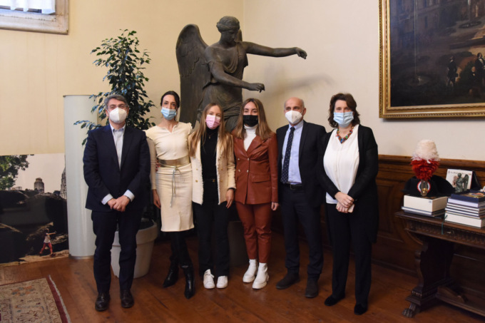 “Festival delle lettere” le studentesse vincitrici ricevute in Loggia dal primo cittadino
