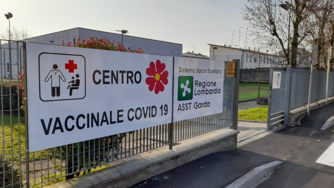 Covid, l’hub di Manerbio riapre per le vaccinazioni dei bambini