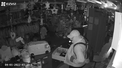 Furto in piena notte in un negozio di via Brescia, si tratta del quarto in quattro anni