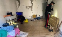 Cittadini stranieri irregolari occupanti stabili abbandonati, identificati dai Carabinieri
