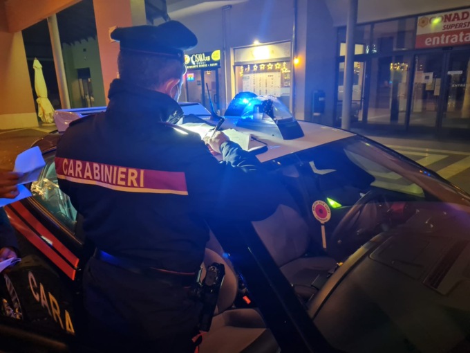 Non controlla il Green Pass, multato un commerciante