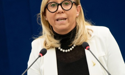 L'eurodeputata salodiana Stefania Zambelli lascia la Lega