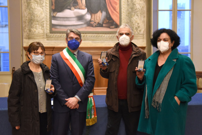 Giorno della Memoria, consegnate in Loggia le Medaglie d’Oro ai familiari delle persone internate o deportate
