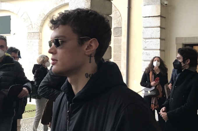 Blanco torna nella sua casa di Calvagese e ricorda la vita prima del successo