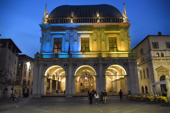 Guerra in Ucraina, un abbraccio di solidarietà: le iniziative svolte e quelle in programma a Brescia e provincia