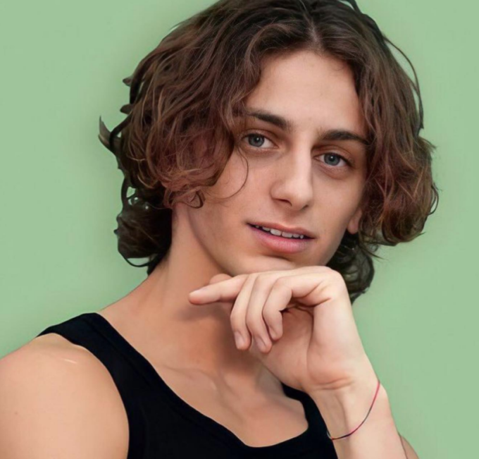 Il bresciano Albe al serale di Amici di Maria De Filippi