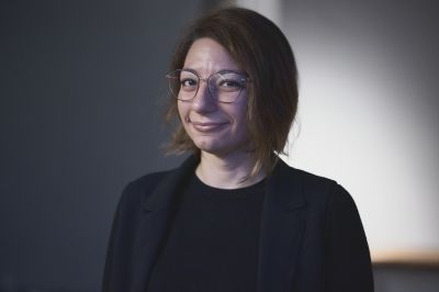 Dal successo del blog al libro, così nasce “Il lungo viaggio dei salmoni resilienti” di Valentina Gobbi