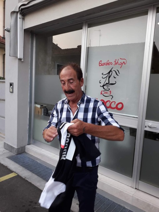 Città in lutto per l’improvvisa scomparsa di Rocco il barbiere