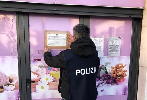 Sospesa l’attività di un bar e di un centro benessere