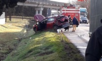 Scontro tra auto e mezzo pesante, intervengono i Vigili del Fuoco