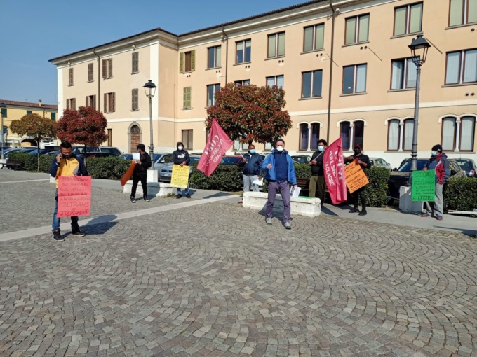 Polo logistico: gli ex operai in Tribunale per difendere il loro diritto al lavoro