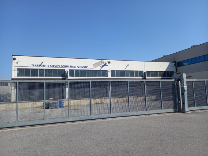 Per mesi non paga l’affitto  del capannone, il giudice fa sgomberare l’immobile