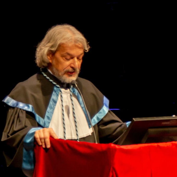 Al professor Carlo Alberto Romano il premio “Scrivi 2022”