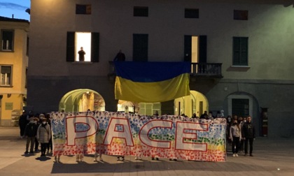 Guerra è pazzia, fermatevi! A Chiari il flash mob sulle parole del Papa