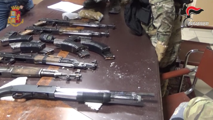 Sgominata pericolosa banda di rapinatori: sventato colpo da 80 milioni di euro