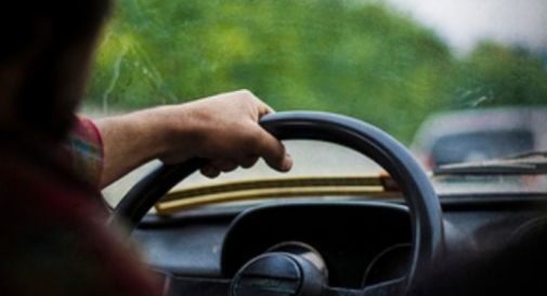 Concitato inseguimento, latitante cerca di fuggire ma senza successo