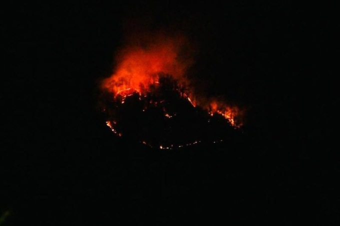 Monte Maddalena ancora vittima delle fiamme