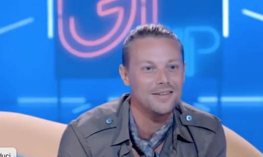 Grande Fratello Vip, Davide Silvestri dopo la finale saluta in un video “I Santi di Brescia”