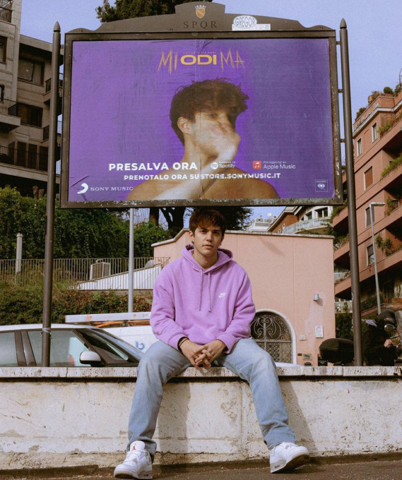 Valerio Mazzei incontra i fan a Elnòs Shopping