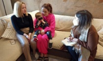 Un lungo viaggio in auto per arrivare in Italia: la storia di mamma e bimbo scappati dall'Ucraina
