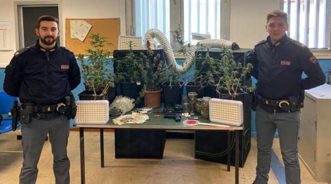 Detenzione di sostanze stupefacenti, due arrestati e un denunciato